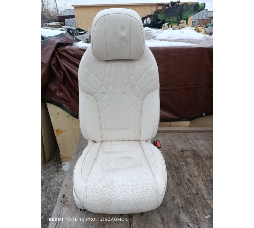 Сиденье переднее правое