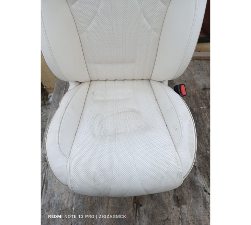 Сиденье переднее правое