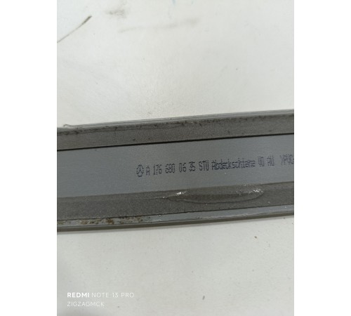 Накладка порога передняя правая