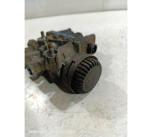 Клапан уровня задней пневмоподвески электромагнитный