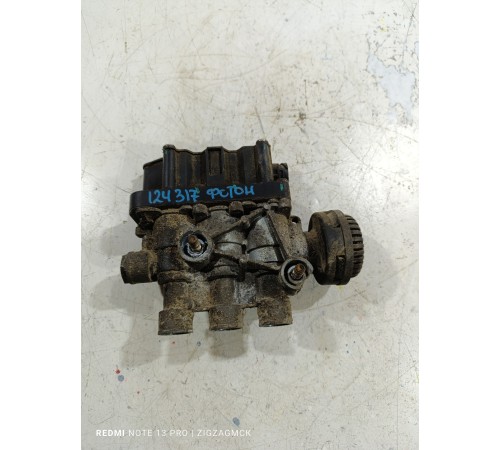 Клапан уровня задней пневмоподвески электромагнитный