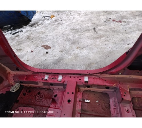 Порог со стойкой правый