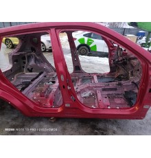 Порог со стойкой правый