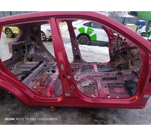 Порог со стойкой правый