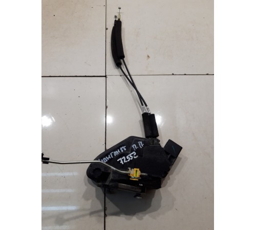 Замок двери (передний, правый)