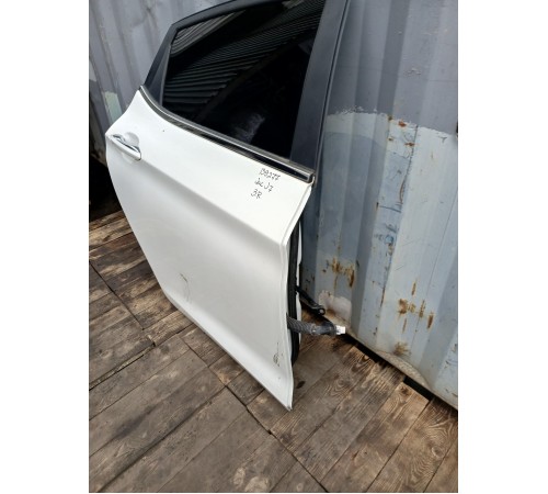 Дверь (задняя, правая)в сборе