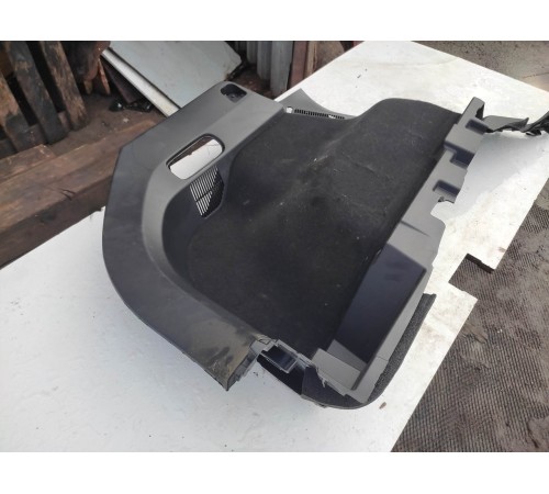 Обшивка багажника(левая)