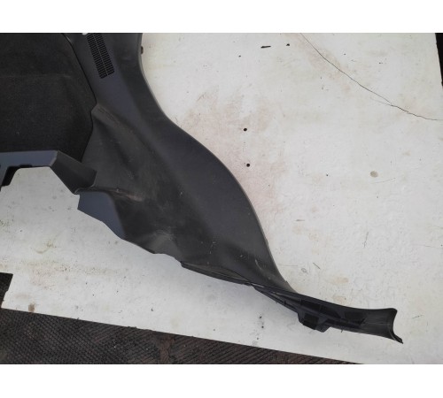 Обшивка багажника(левая)