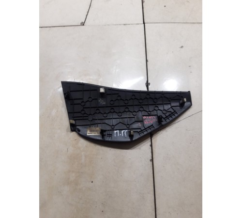 Накладка торпедо боковая(левая)