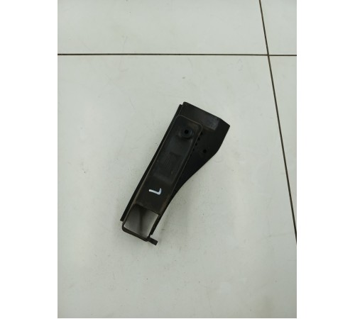 Пыльник крыла передний левый