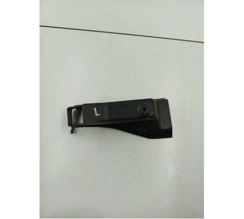 Пыльник крыла передний левый