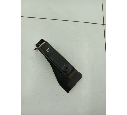 Пыльник крыла передний левый