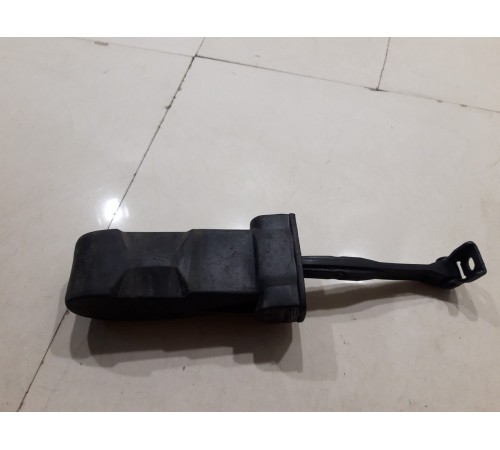 Ограничитель двери(передний левый)