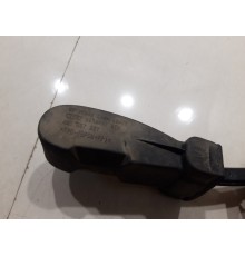 Ограничитель двери(передний левый)