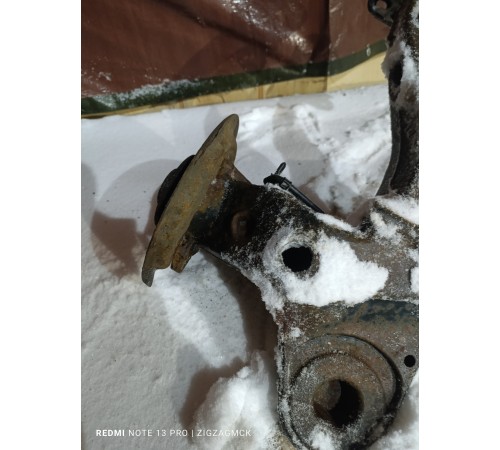 Рычаг задний правый