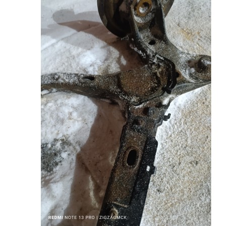 Рычаг задний правый