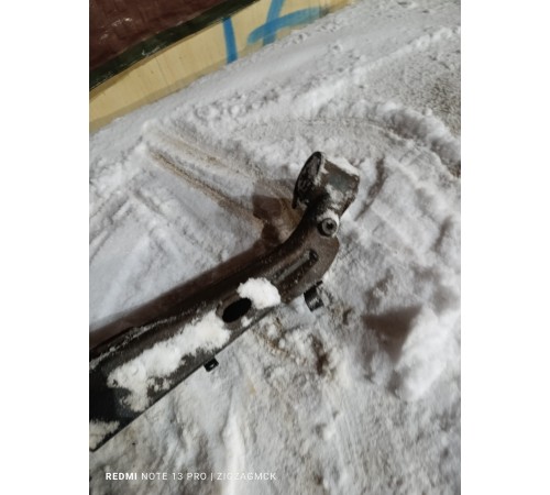 Рычаг задний правый