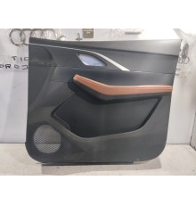 Обшивка двери передняя правая