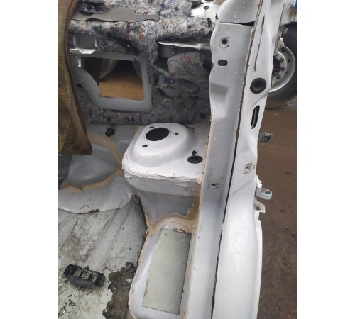 Лонжерон (четверть) передний правый