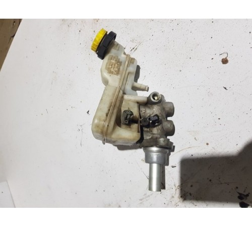 Главный тормозной цилиндр