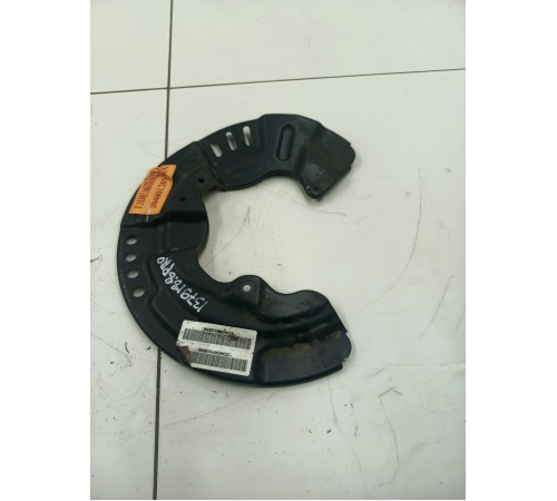 Пыльник тормозного диска задний правый