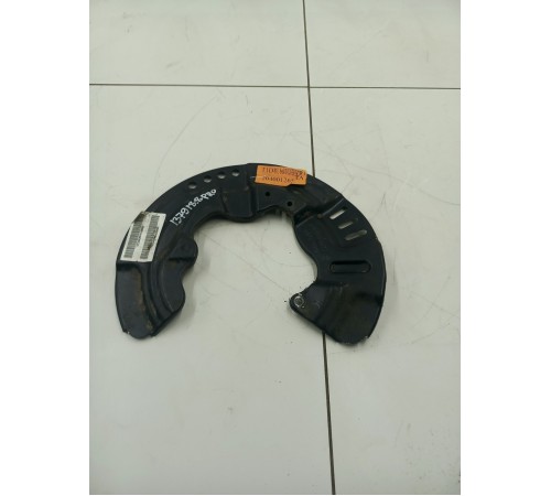 Пыльник тормозного диска задний правый