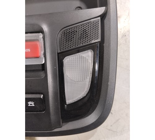 Плафон внутреннего освещения передний