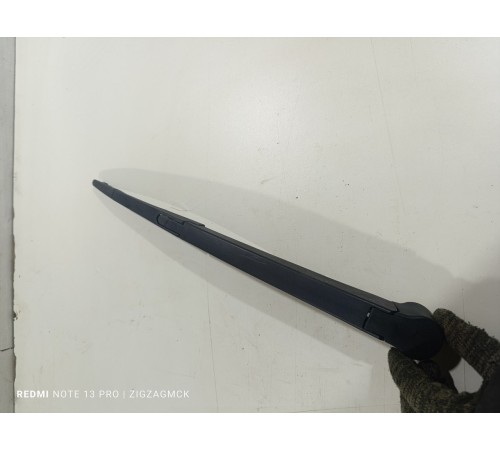 Поводок стеклоочистителя задний