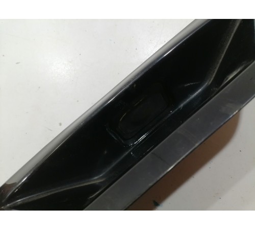 Кнопка открывания багажника