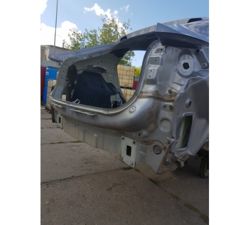 Задняя панель