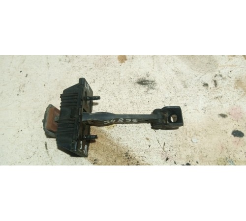 Ограничитель двери задний левый