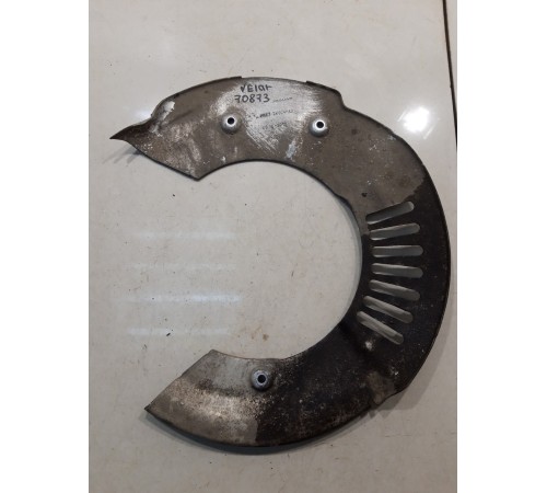 Пыльник тормозного диска(передний правый)