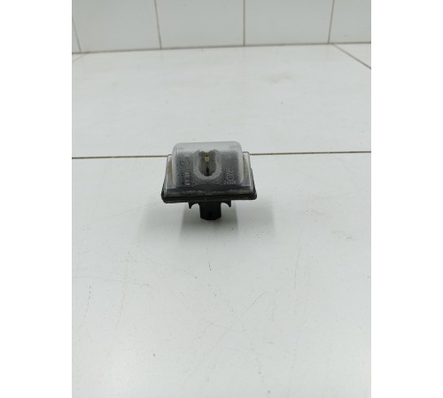 Плафон подсветки номерного знака