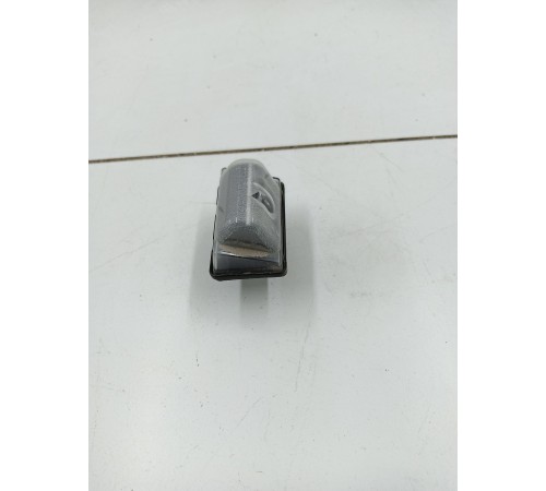 Плафон подсветки номерного знака