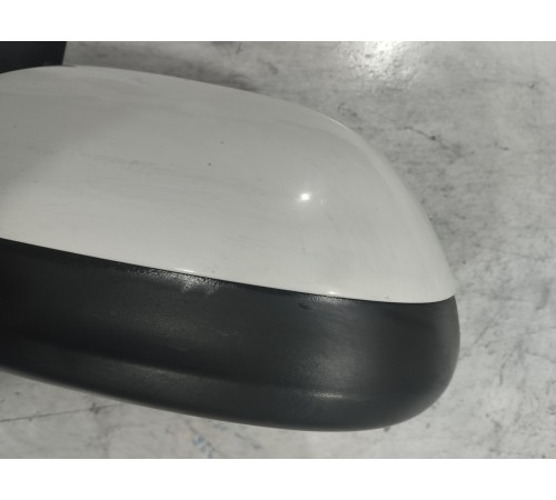 Зеркало заднего вида левое