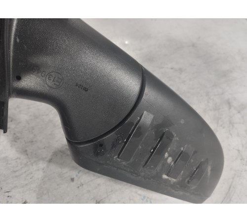 Зеркало заднего вида левое