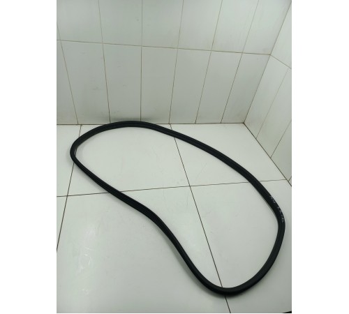 Уплотнитель двери задний правый