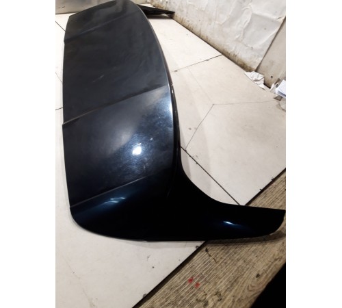 Спойлер крышки багажника