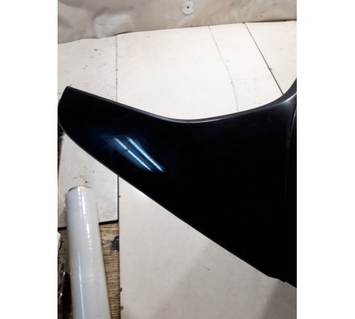 Спойлер крышки багажника