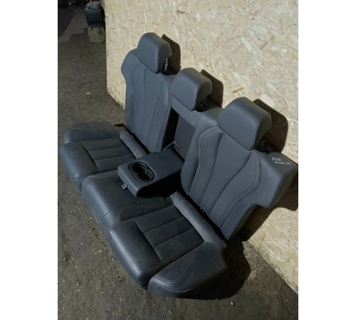 Задний ряд сидений