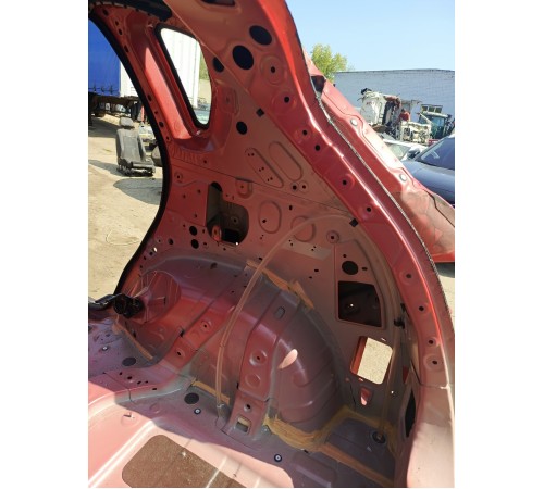 Крыло заднее правое