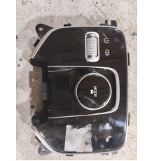 Панель кнопок центральной консоли многофункциональная