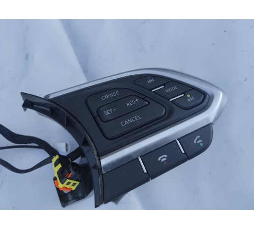 Блок кнопок руля многофункциональных