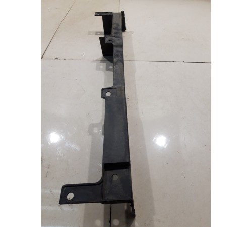 крепеж радиатора (верхний)