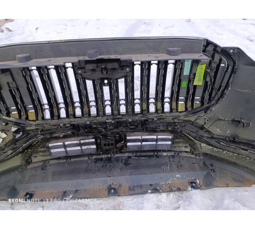 Бампер передний в сборе