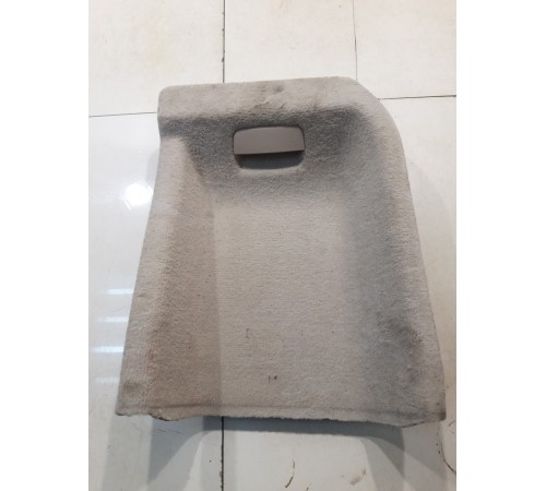 Обшивка багажника