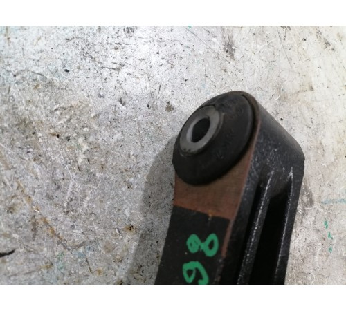 Кронштейн двигателя правый