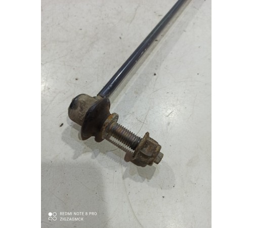 Стойка стабилизатора передняя