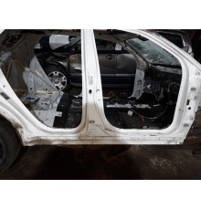 Порог со стойкой (правый)