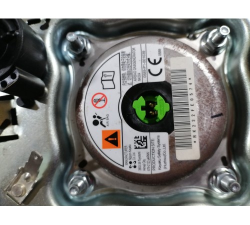 Подушка безопасности водителя